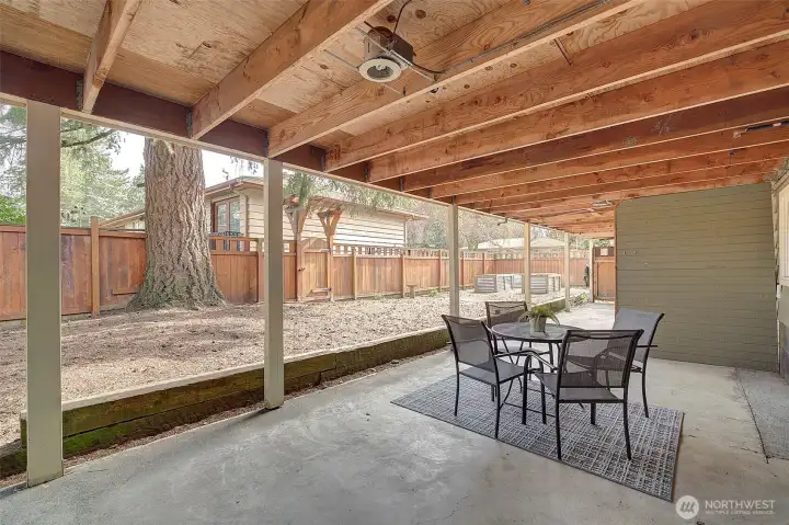 PLenty of room to garden!