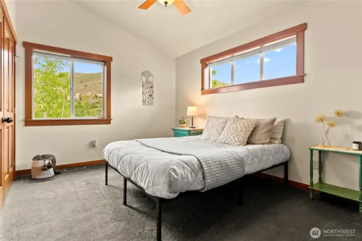 Upstairs 2nd bedroom.