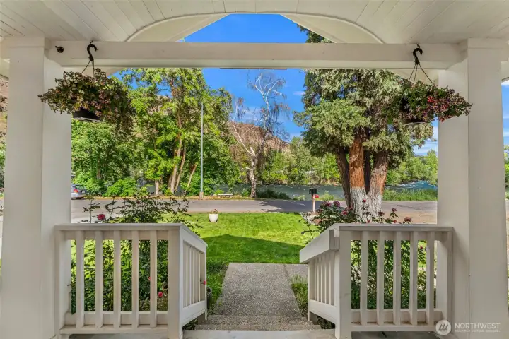 The perfect front porch