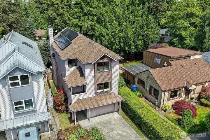 Why spend weekends maintaining a large yard? This thoughtfully sized homesite minimizes upkeep while placing parks, playgrounds, beaches and trails just moments from your front door.