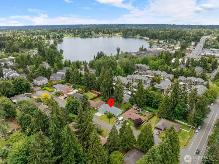 House is very close to Silver Lake! House is very close to Silver Lake!