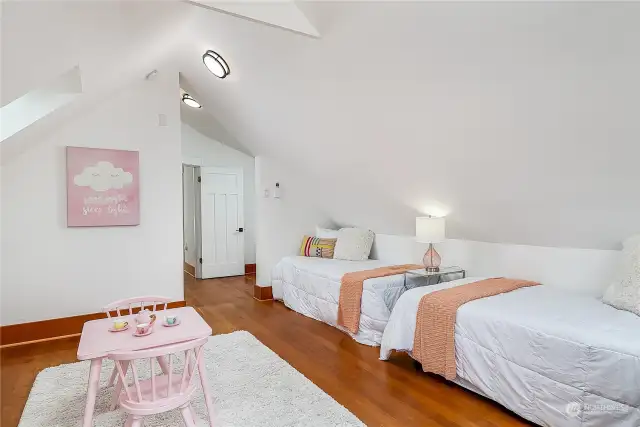 New lighting and paint upstairs. Hardwood floors flow into this spacious room.