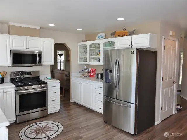 Kitchen w/ Coffee Bar.