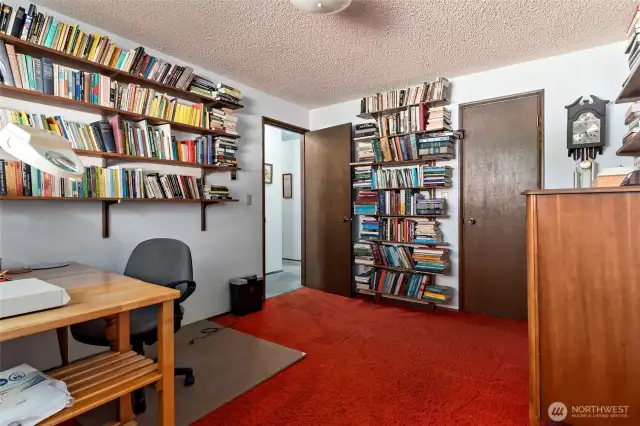 Presently used as an office. Walk in closet