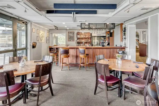 Club house lounge where all the best hole in one stories are told