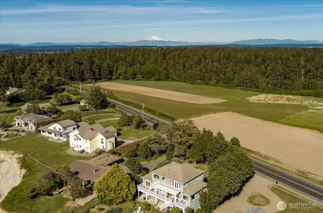 The home is located on the West side of Whidbey Island, and even though it is near a rural area, downtown Oak Harbor is nearby.
