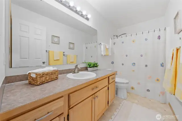 Conveniently located between the 3 secondary bedrooms.