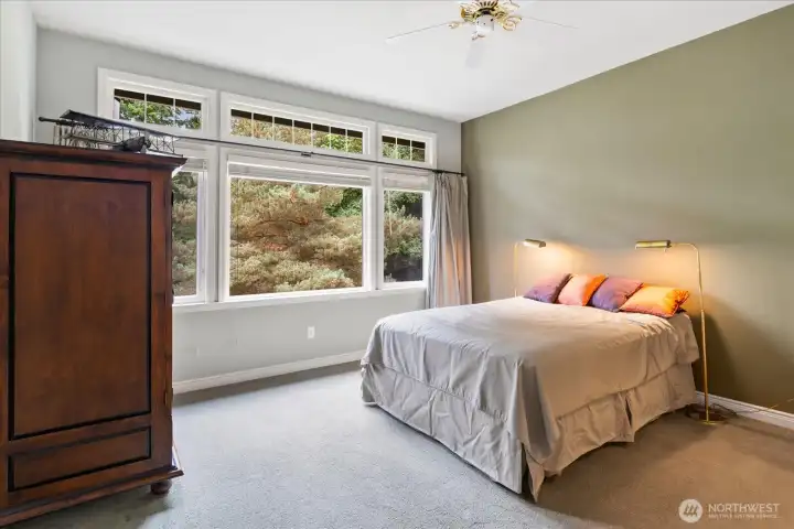 Main-level primary bedroom