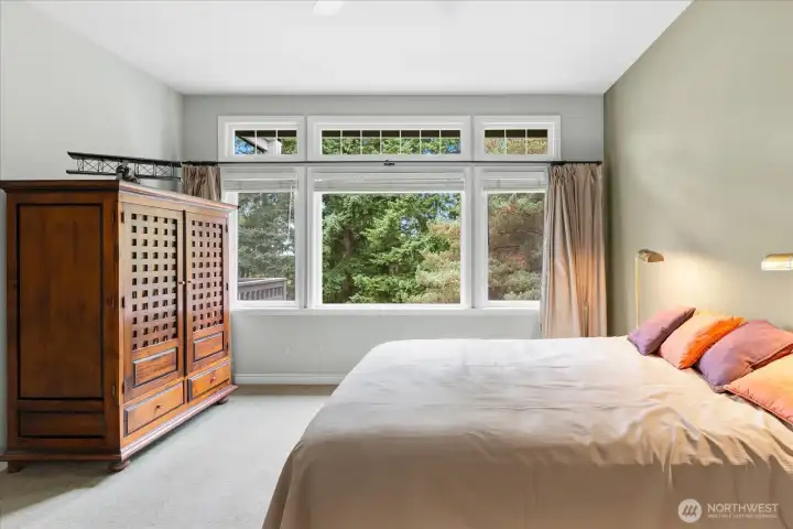 Main-level primary bedroom