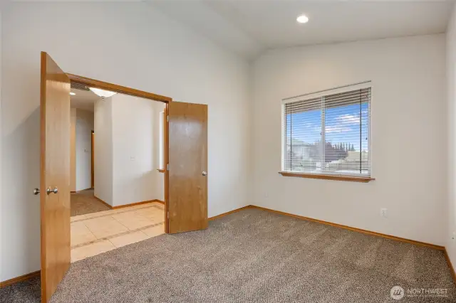 Office/ Bonus Room