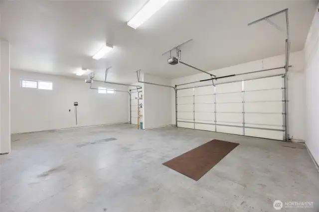 3- Car Garage