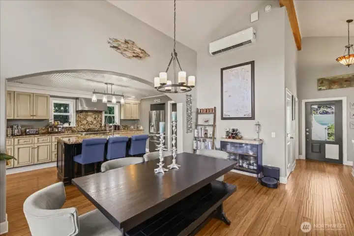 calling everyone to dinner