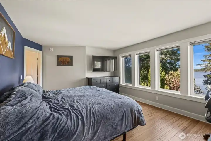 master bed room and the view is spectacular