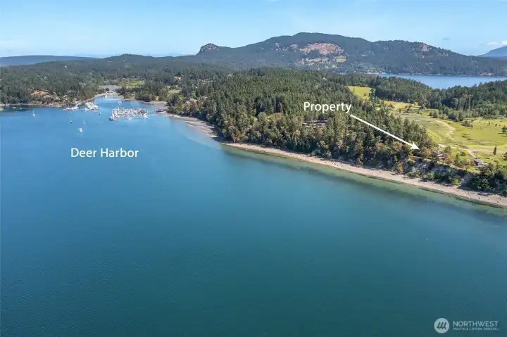 Fantastic Deer Harbor location!