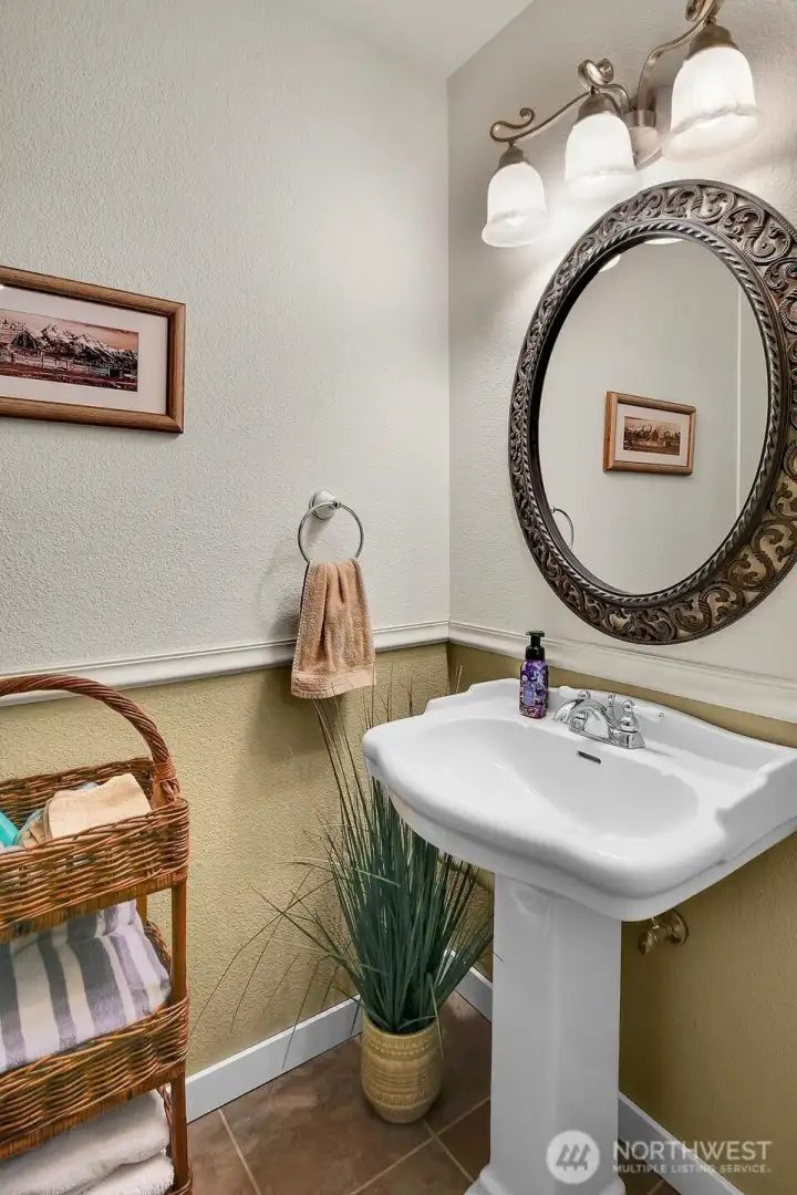 Lower-level 1/2 bath.