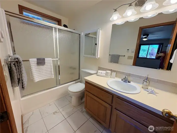 Primary ensuite