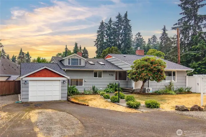 Charming Normandy Park Home! Charming Normandy Park Home!