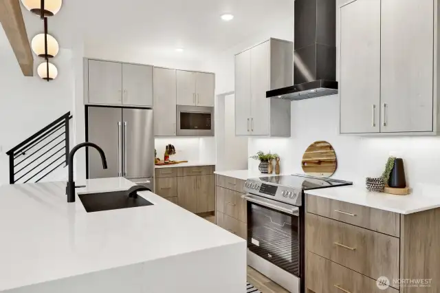 Photos represent builder's finish product and may not be exact.