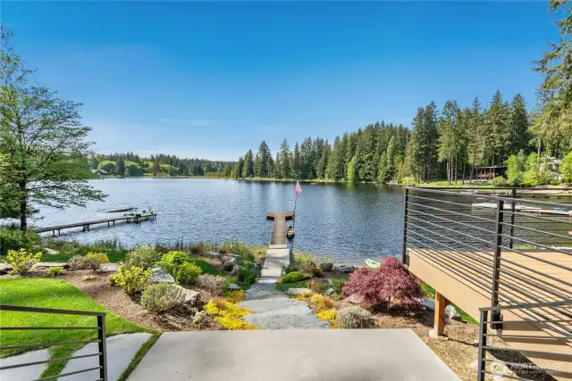 Enjoy the direct views to the north.