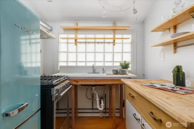 Cottage kitchen