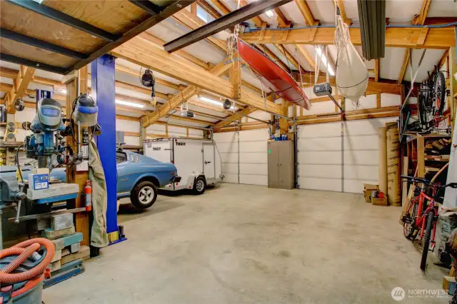 Plenty of room for shop area