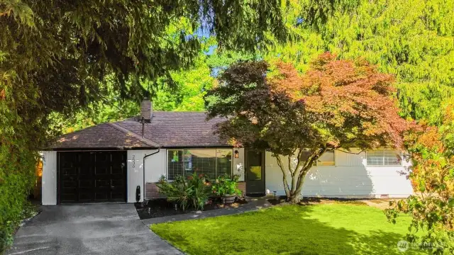 Single-level living awaits!