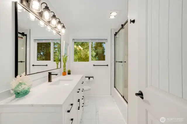 Fully updated bathroom!
