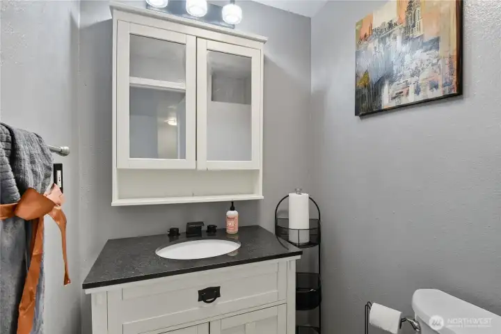 Guest Bathroom