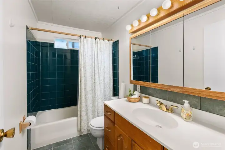 Full bathroom on main living level.