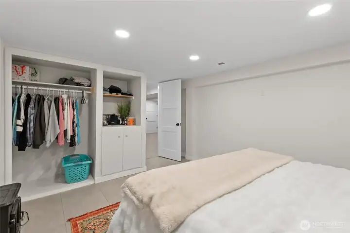 Downstairs room with good size closet.