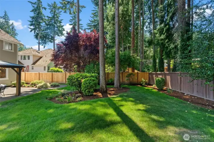 Expansive and beautifully landscaped. Expansive and beautifully landscaped.