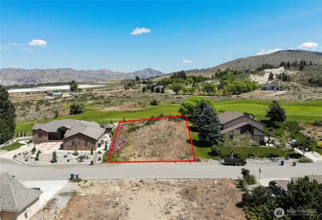 approximate boundary lines for .33 acre lot