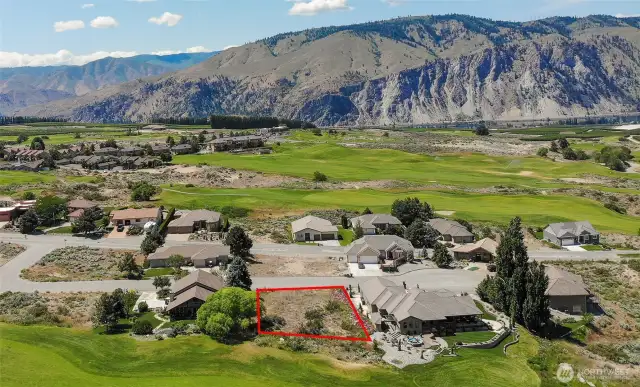 Cul-de-Sac location- close to club house and 18-holes of golf, dining, pool, and more!