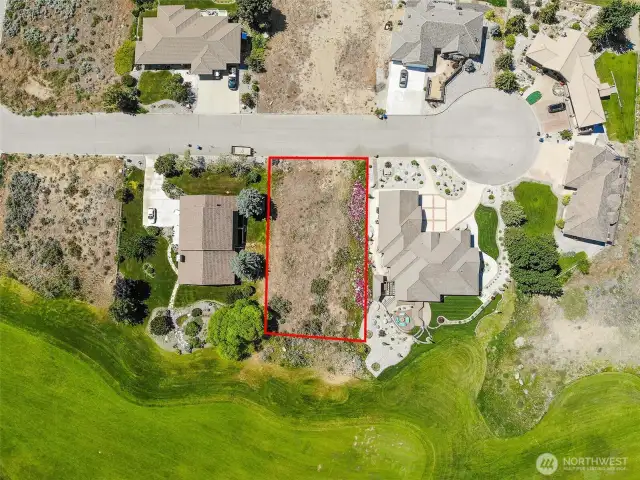 approximate boundaries of .33 acre lot