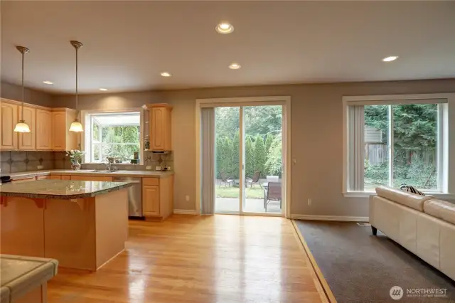 Kitchen with eating area
