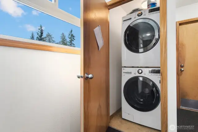 The Laundry Room is just steps away from your unit door, and is quiet and so convenient!