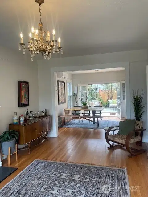 Another fun variation in staging