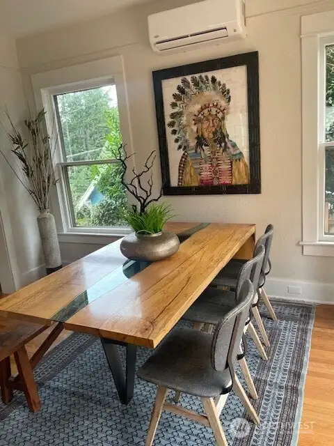 Another fun variation in staging