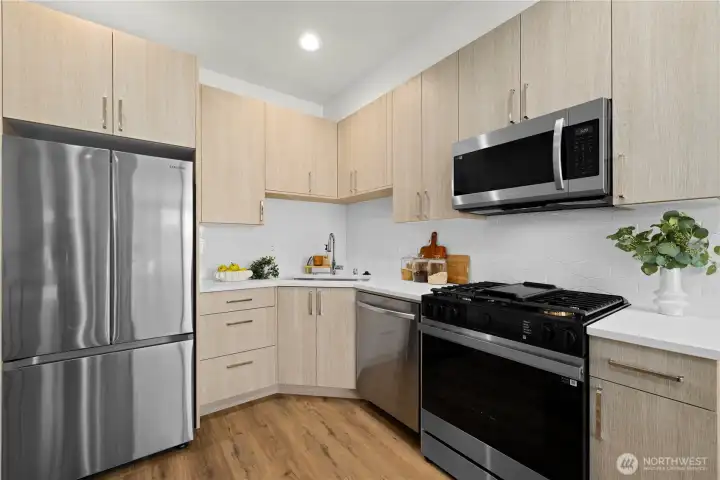 Photo is of a comparable home; specific features may vary.