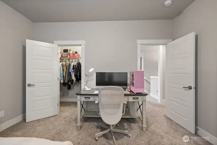 Walk-in closet