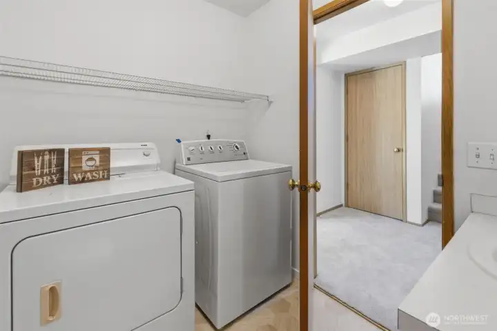 downstairs laundry/1/2 bath