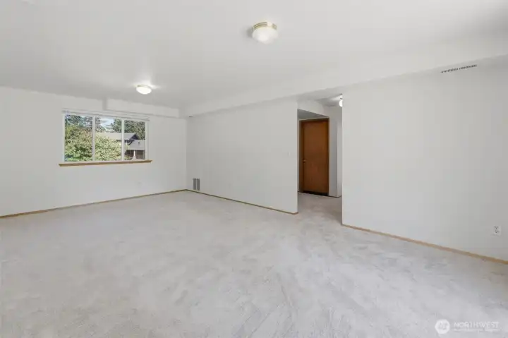 Nice and bring downstairs