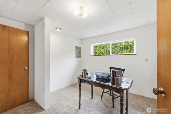 The 1st bedroom off from the dining room.