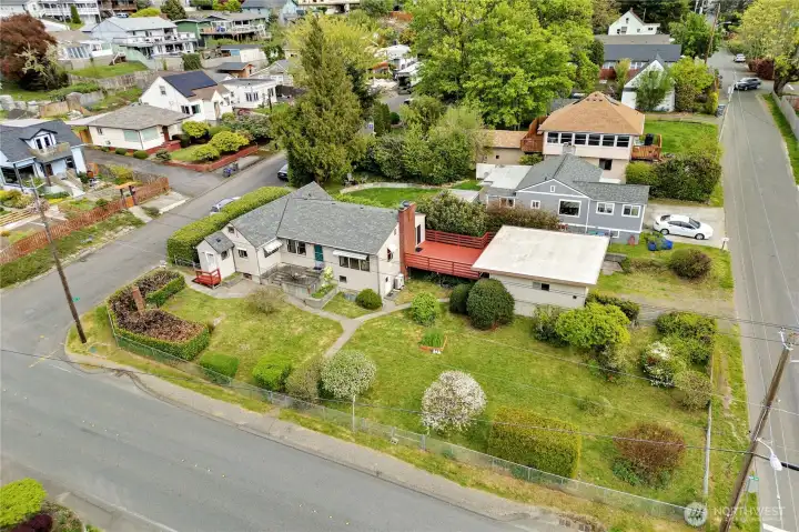 A generous piece of developed land in the City of Bremerton!
