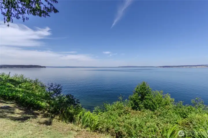 The backyard offers sweeping views of the iconic shipping lanes, Whidbey Island, and majestic Mount Baker. The backyard offers sweeping views of the iconic shipping lanes, Whidbey Island, and majestic Mount Baker.