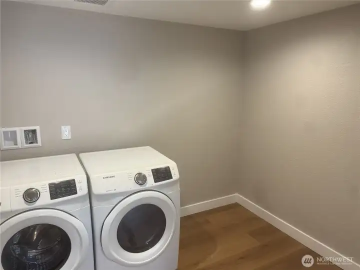 Large Laundry Room Large Laundry Room
