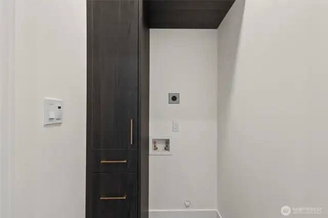 Photos represent builder's final product and may not be exact.