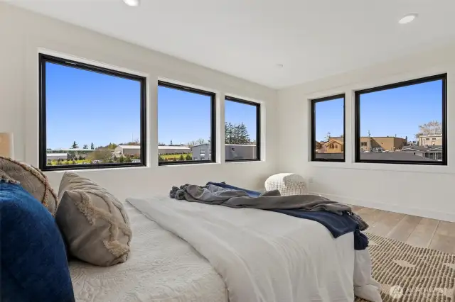 Photos represent builder's final product and may not be exact.