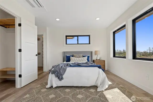 Photos represent builder's final product and may not be exact.