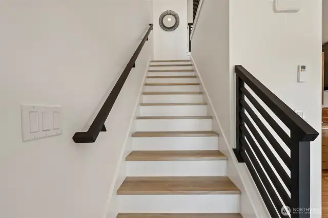 Photos represent builder's final product and may not be exact.